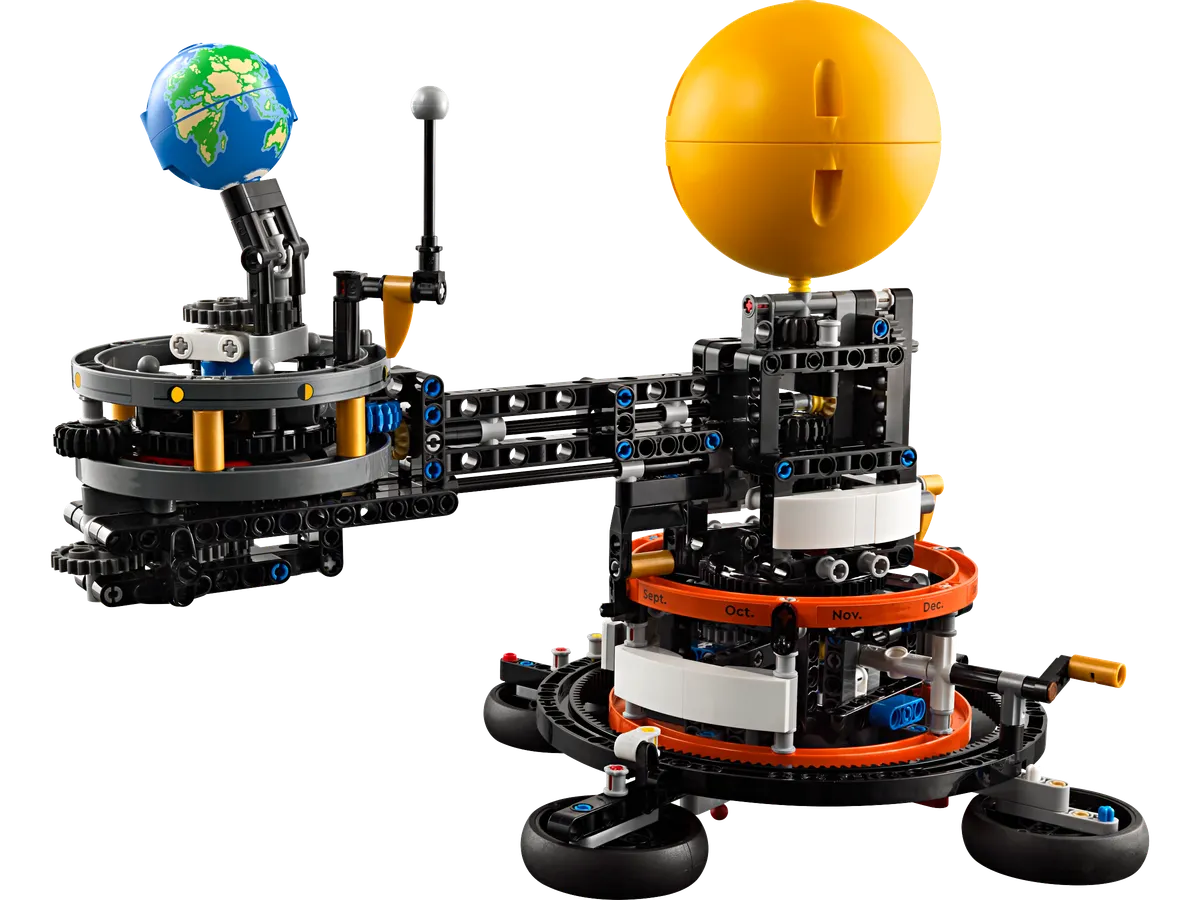 LEGO Technic 42179 Planet Earth and Moon in Orbit