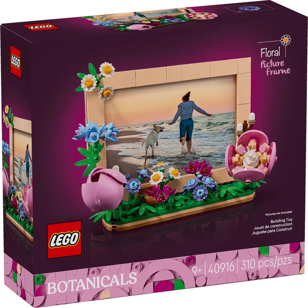 LEGO's Floral Picture Frame Returns in time for Mother's Day