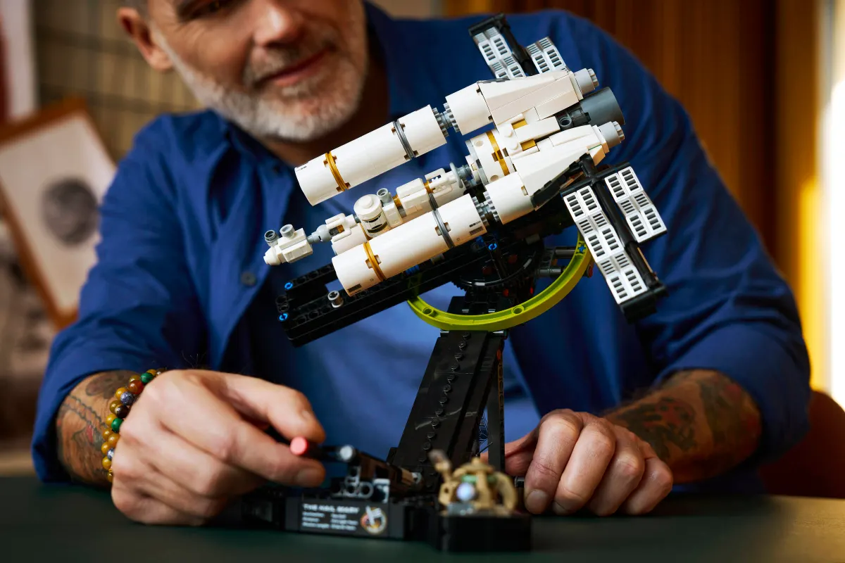 Ryan Gosling Gets His First LEGO Minifigure in Project Hail Mary Set