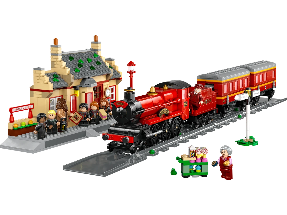 Hogwarts Express Train Set with Hogsmeade Station