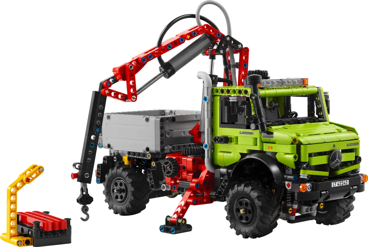 Mercedes-Benz Unimog U 5023 with Crane