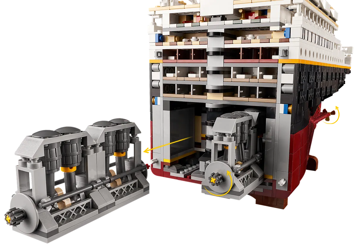 LEGO® Titanic - Image 9