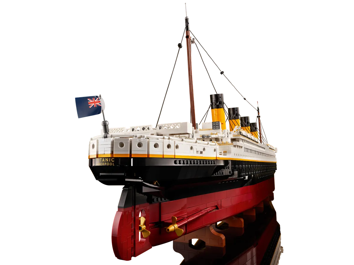 LEGO® Titanic - Image 5
