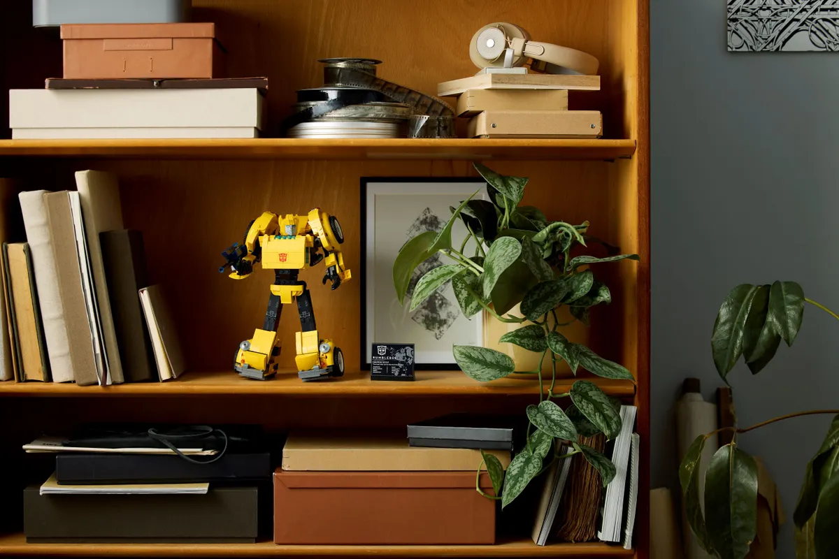 Bumblebee - Image 7