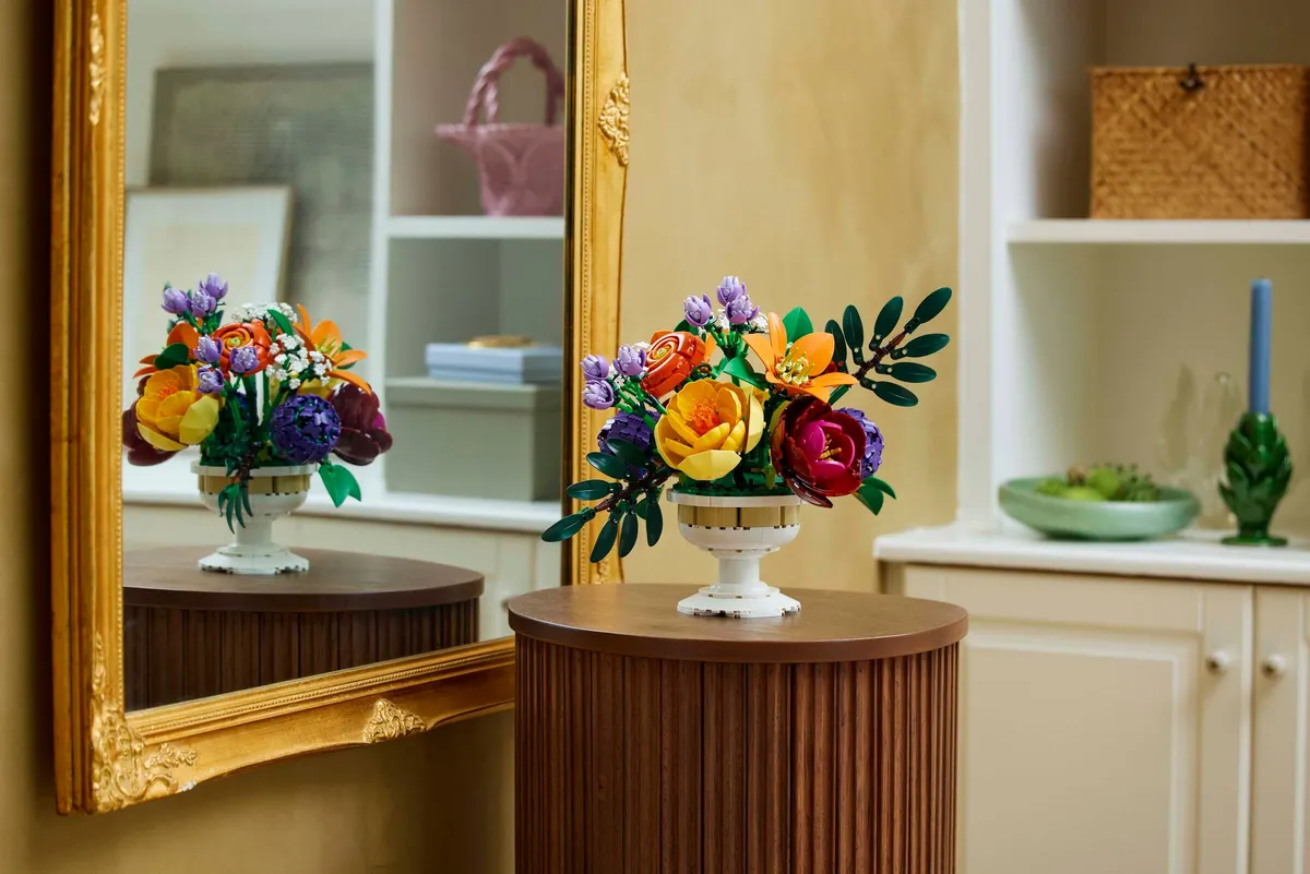 Flower Arrangement - Image 6