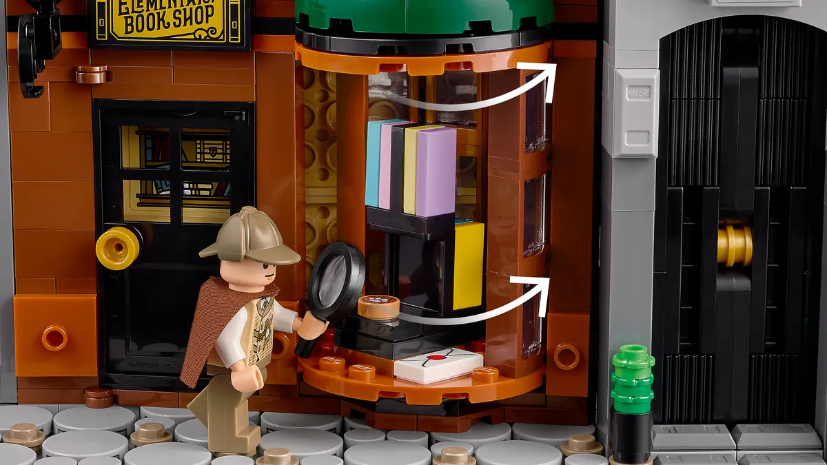 Sherlock Holmes: Book Nook - Image 15