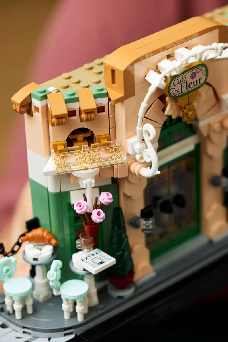 French Café - Image 4