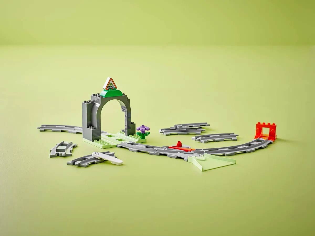 Train Tunnel and Tracks Expansion Set - Image 5