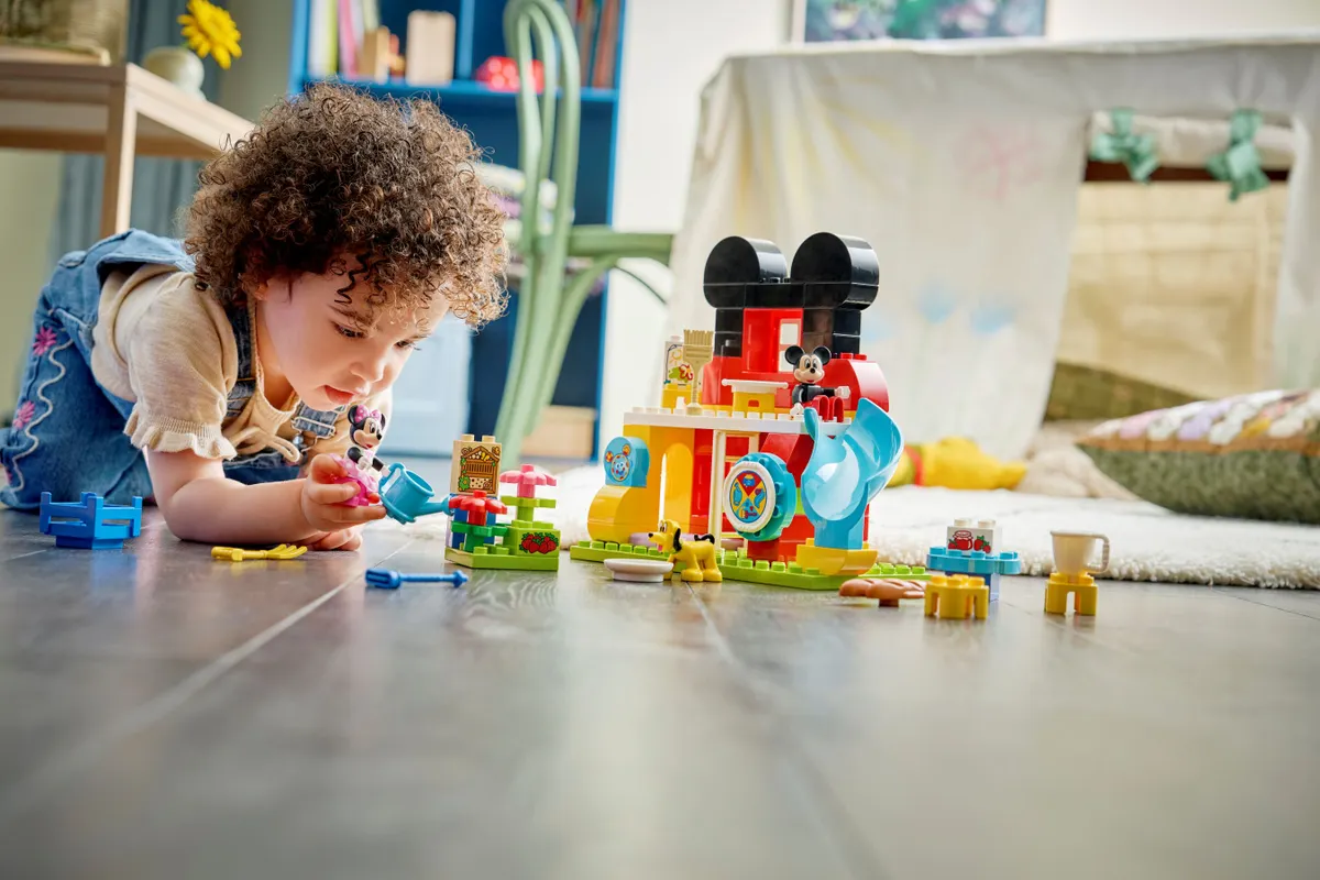 Mickey Mouse Clubhouse with Minnie & Pluto - Image 4