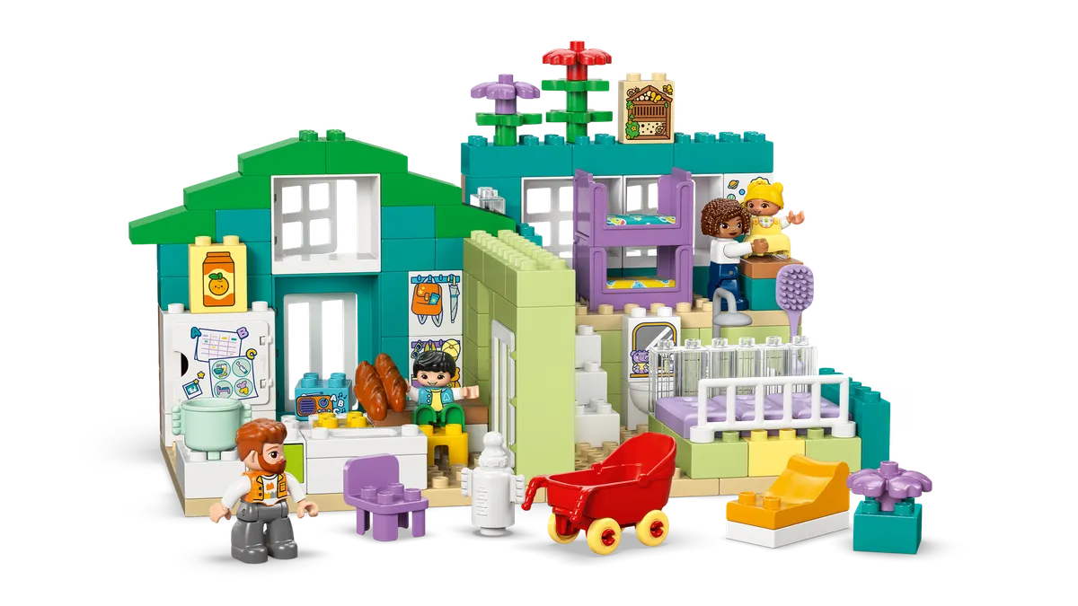 3 in 1 Modern Family House with Figures - Image 9