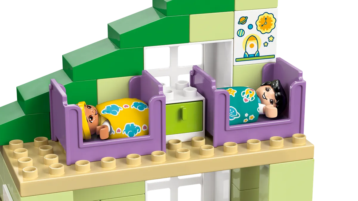 3 in 1 Modern Family House with Figures - Image 11