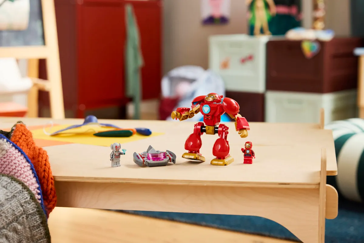 Ultron vs. Iron Man - Image 12