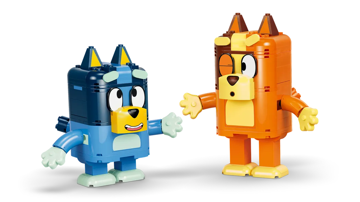 Brick-Built Bluey Family - Image 5