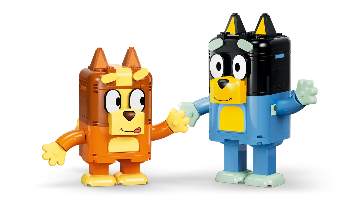 Brick-Built Bluey Family - Image 6