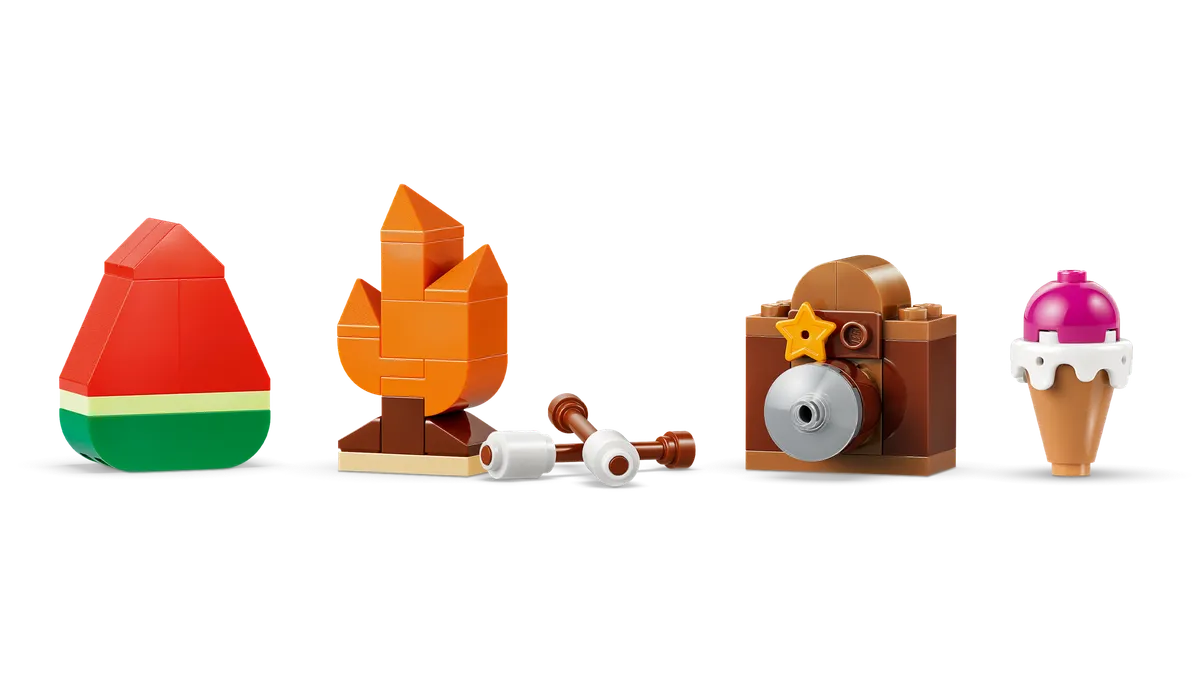 Brick-Built Bluey Family - Image 4