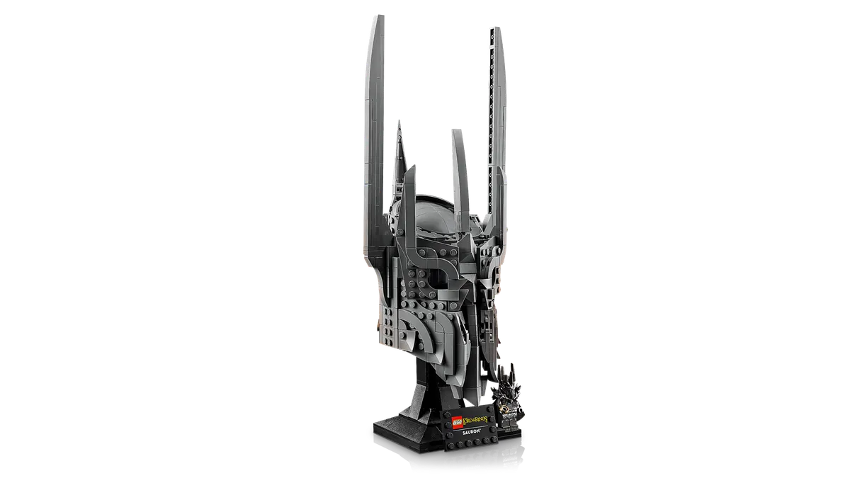 The Lord of the Rings: Sauron's Helmet - Image 4