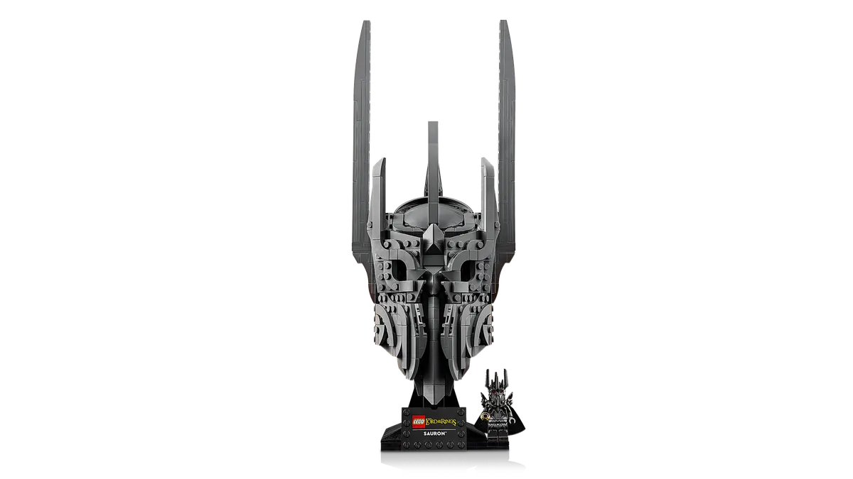 The Lord of the Rings: Sauron's Helmet - Image 11