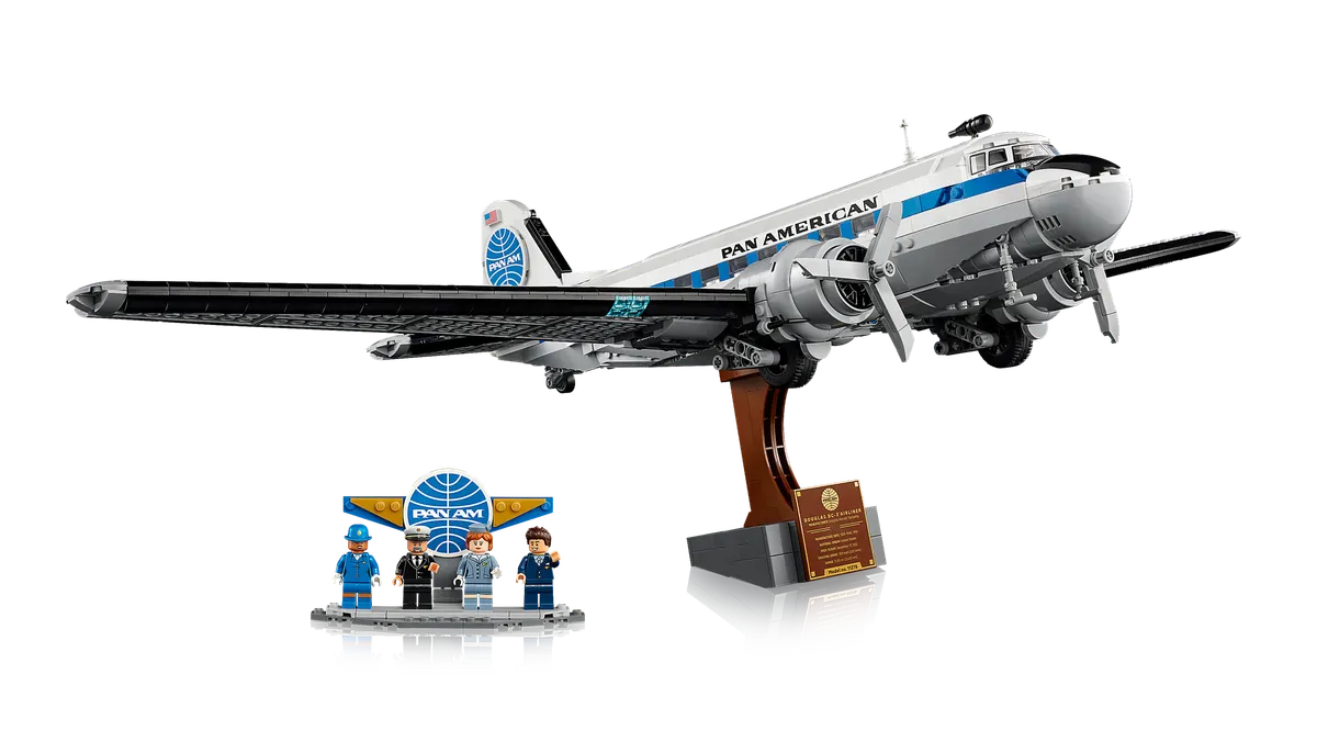 Douglas™ DC-3™ PAN AM® Airliner - Image 8