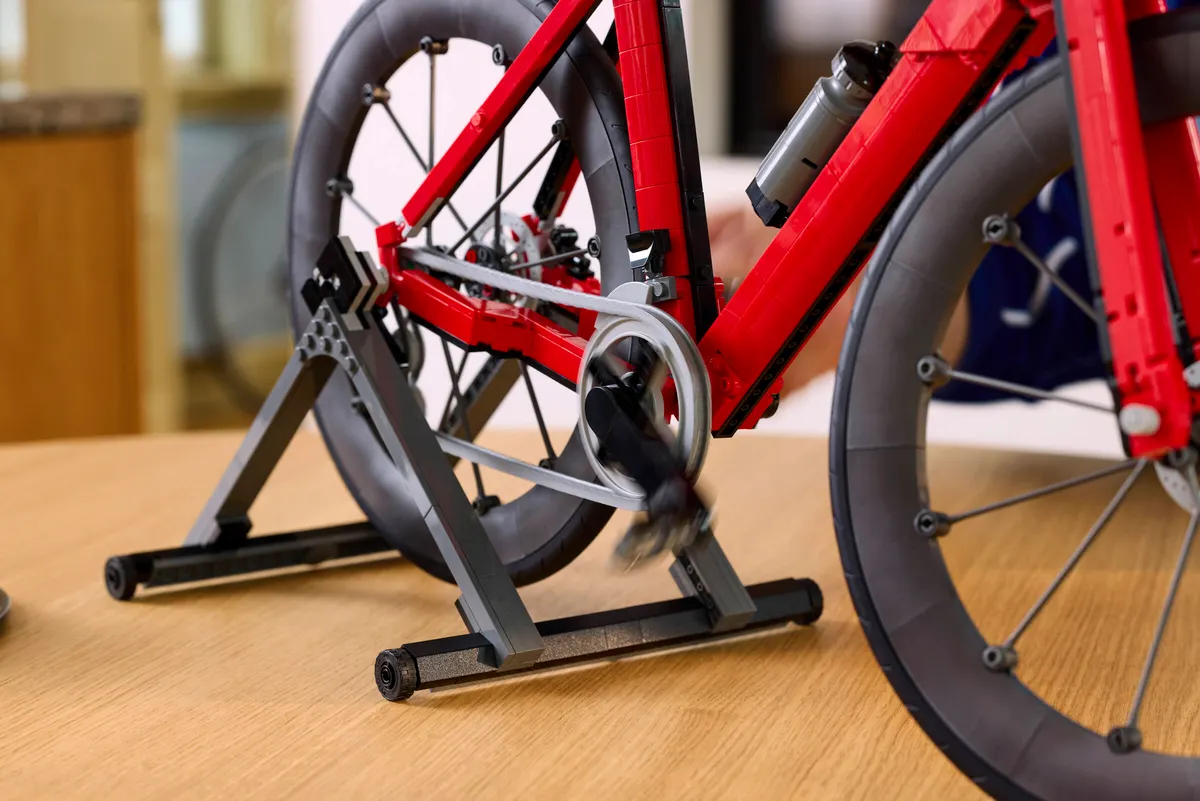 Road Bike - Image 16