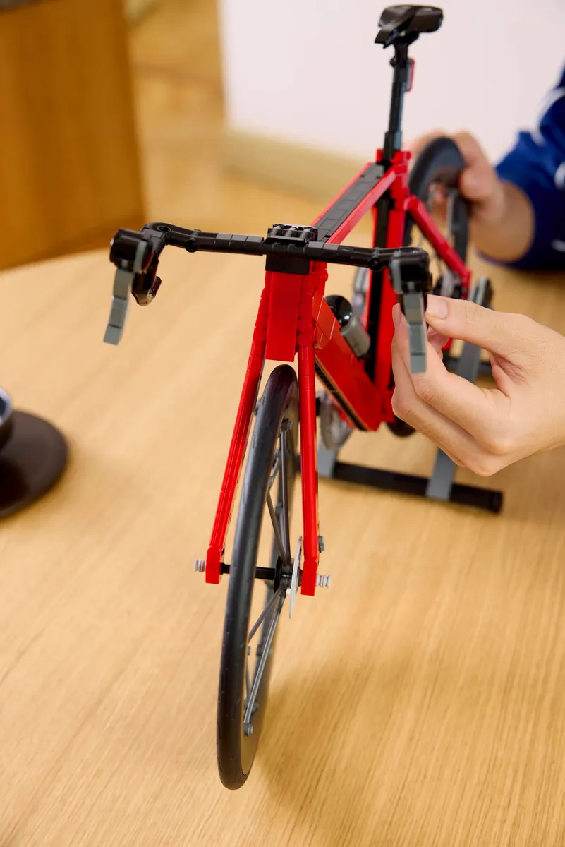 Road Bike - Image 17