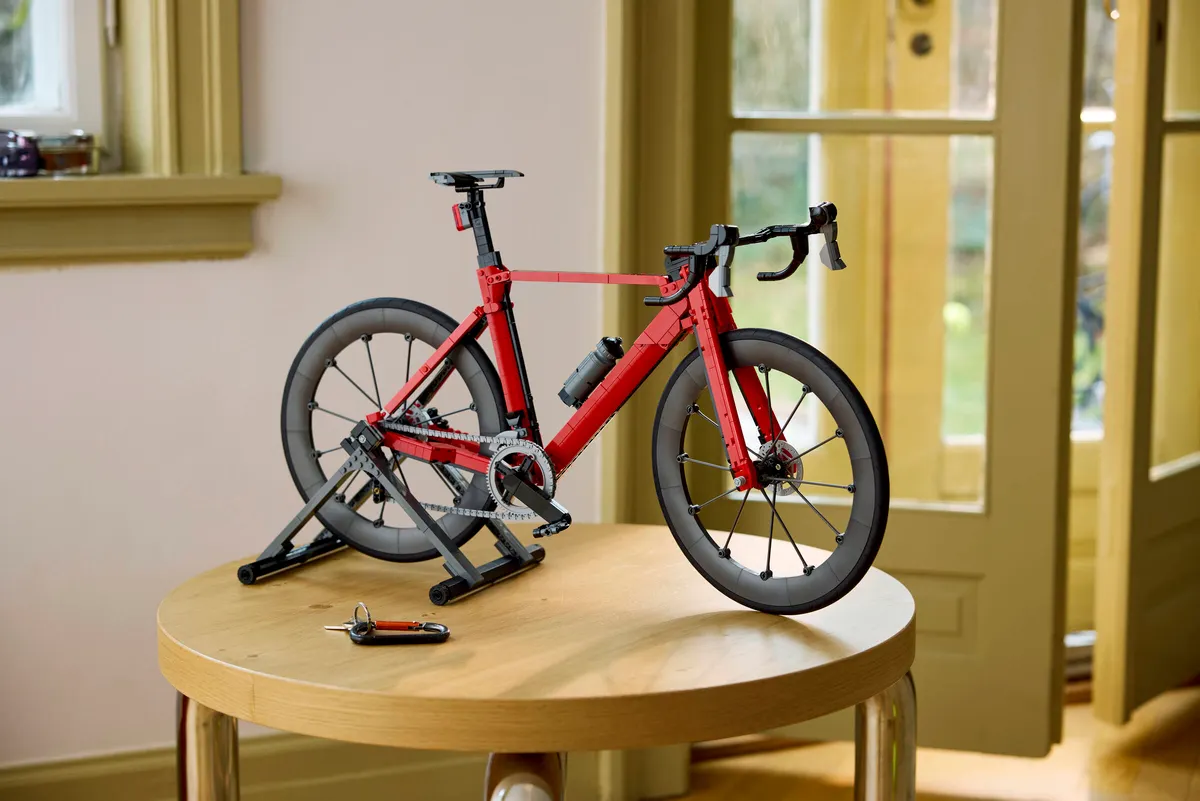 Road Bike - Image 21