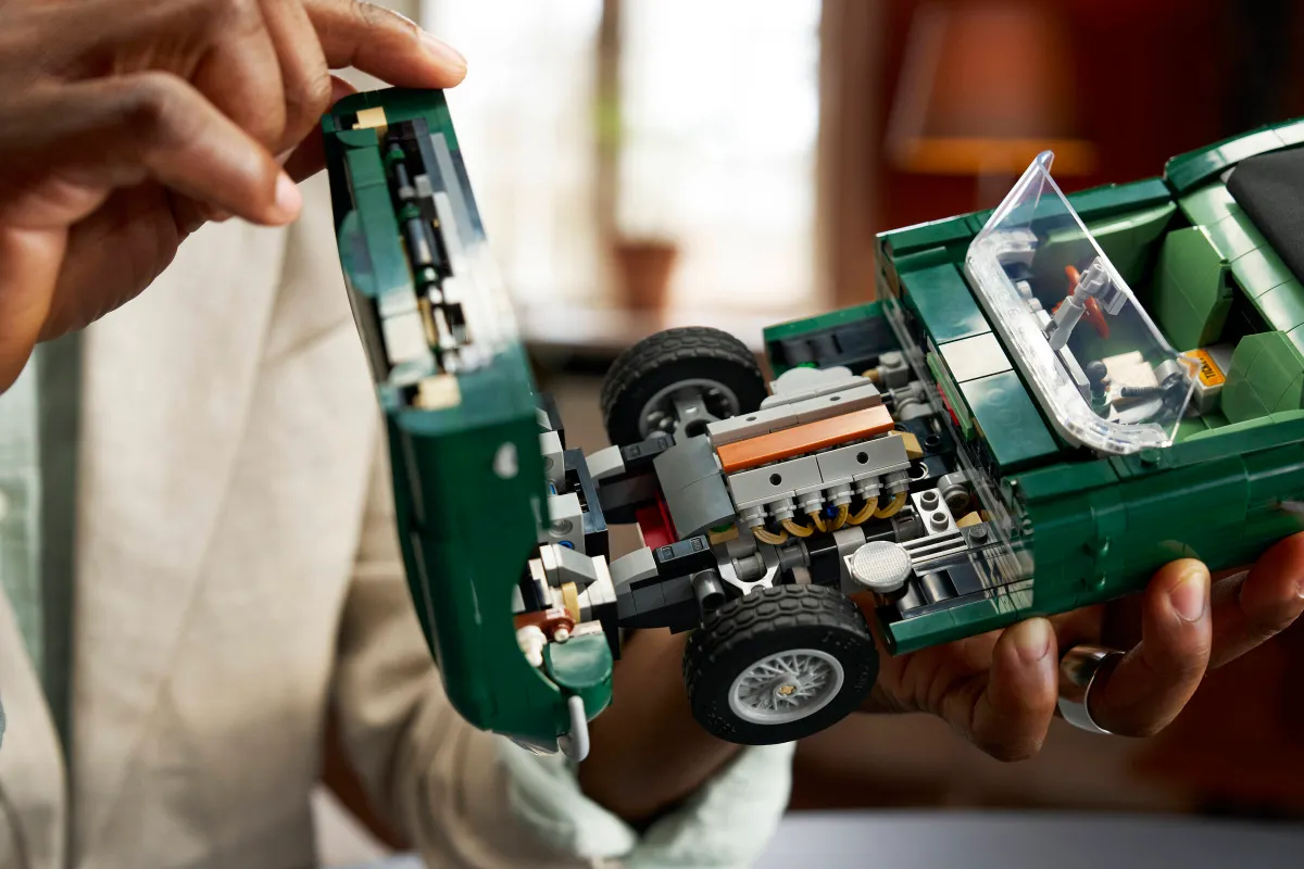 Jaguar E-Type - Image 14