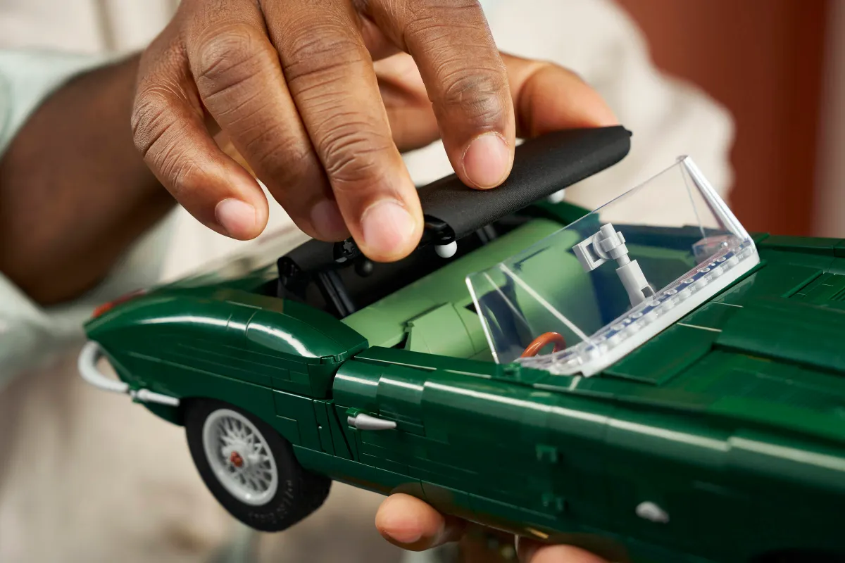 Jaguar E-Type - Image 19