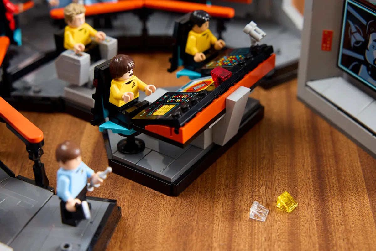 Star Trek: U.S.S. Enterprise NCC-1701™ Bridge - Image 18