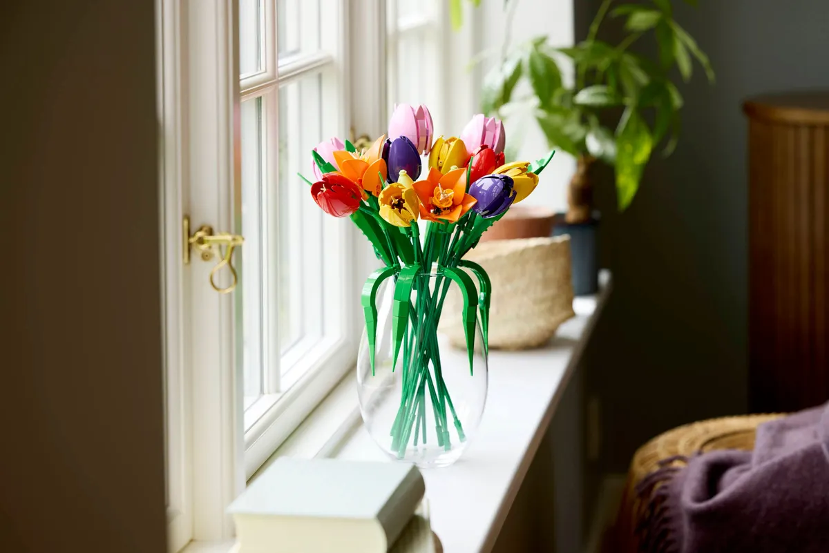 Tulip Bouquet - Image 7