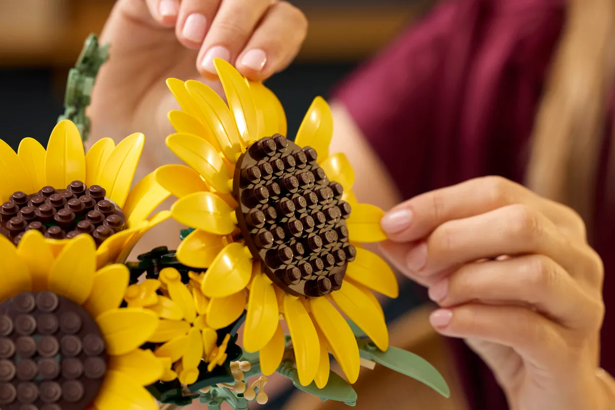 Sunflower Bouquet - Image 5