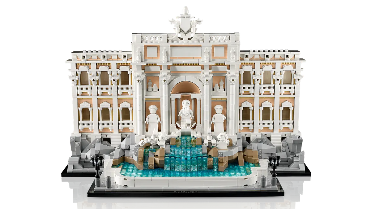 Trevi Fountain - Image 9