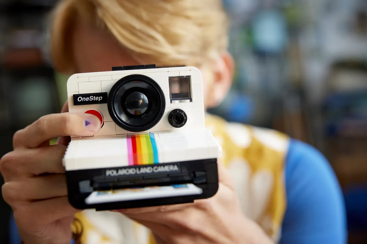 Polaroid OneStep SX-70 Camera - Image 8