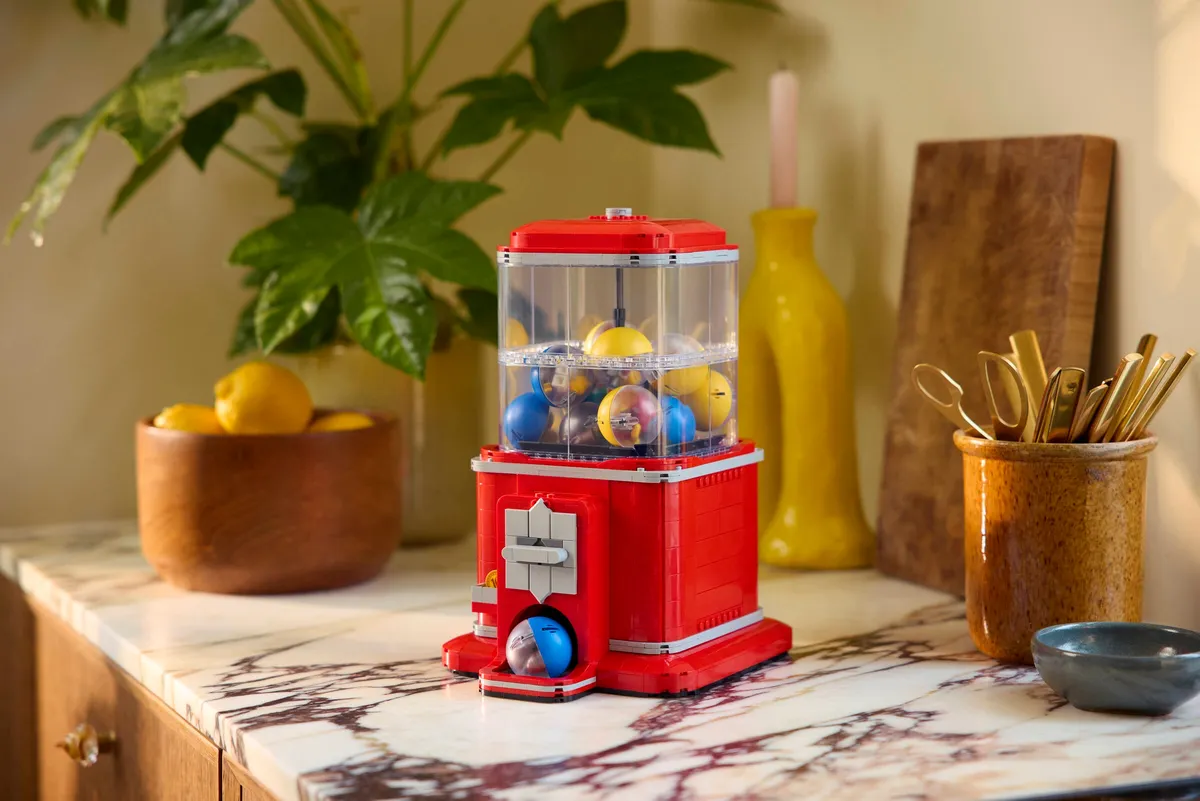 Minifigure Vending Machine - Image 7