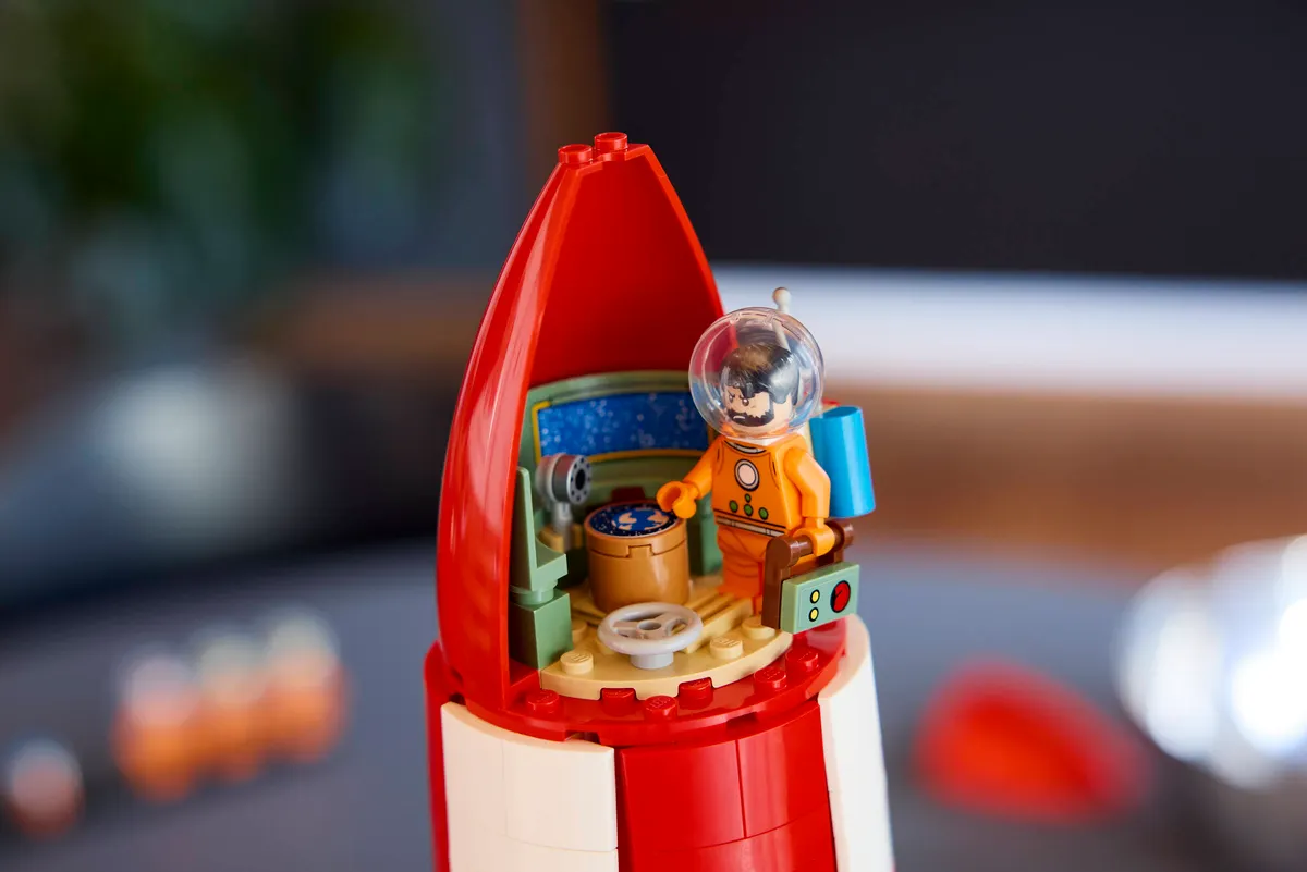 Tintin® Moon Rocket - Image 10