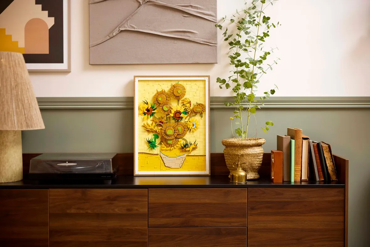 Vincent van Gogh – Sunflowers - Image 6