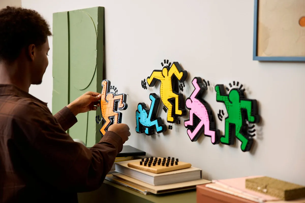 Keith Haring – Dancing Figures - Image 8