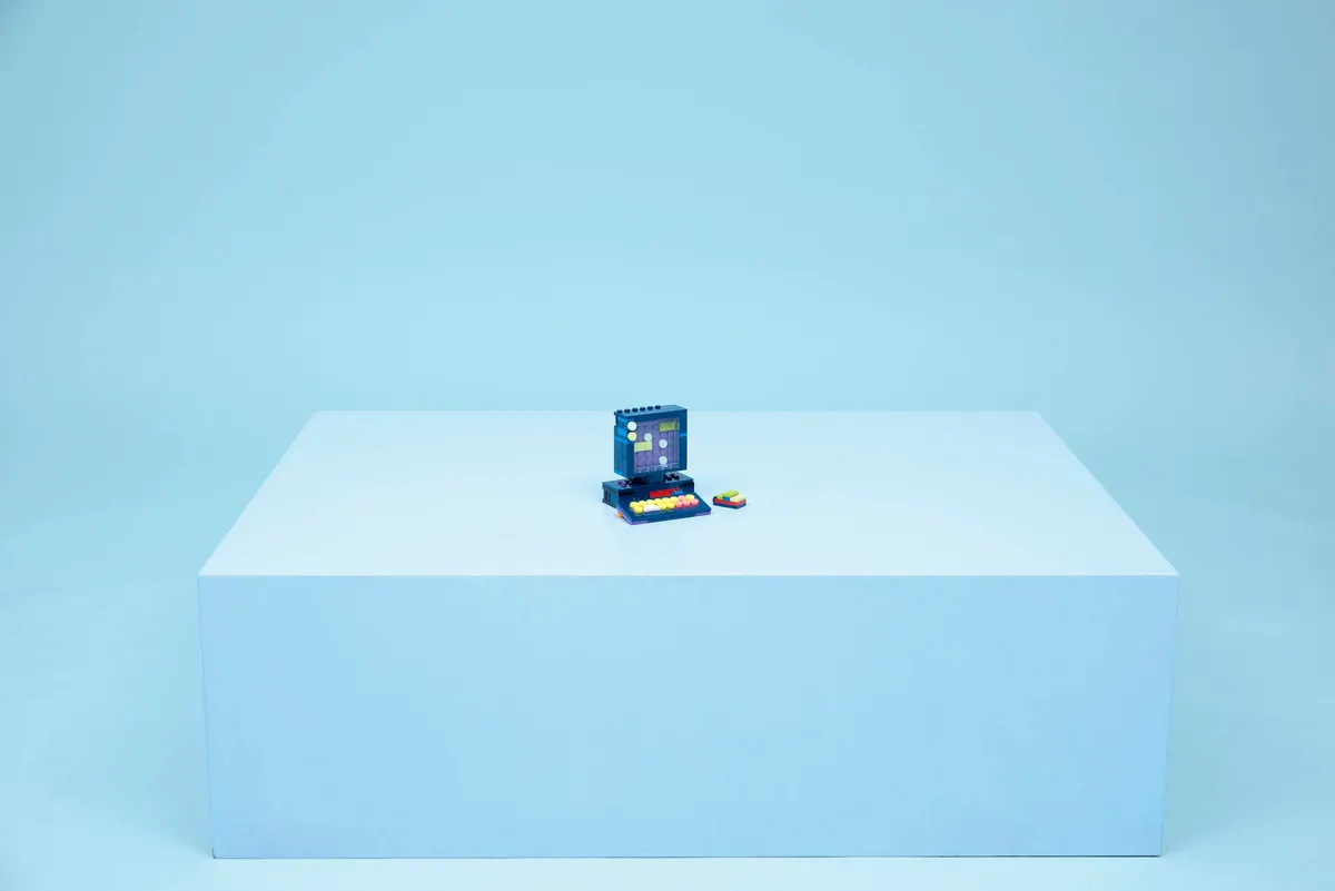 Retro Gaming Console - Image 9
