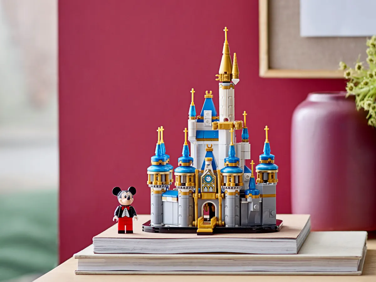 Mini Disney Castle - Image 3
