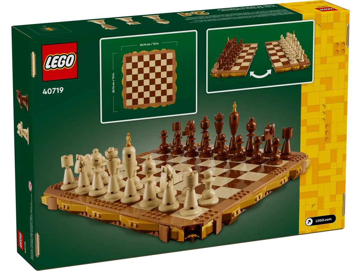 Traditional Chess Set - Image 3