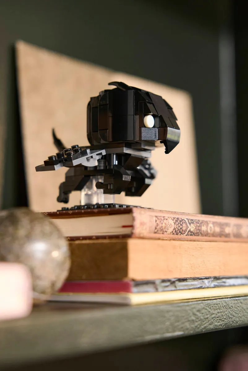 Luna Lovegood™ & Thestral Figures - Image 4