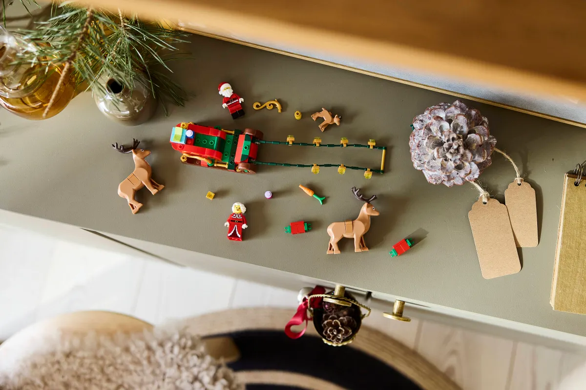 Santa's Holiday Sleigh Adventure - Image 8