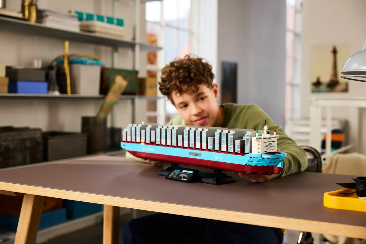 Maersk Dual-Fuel Container Vessel - Image 15