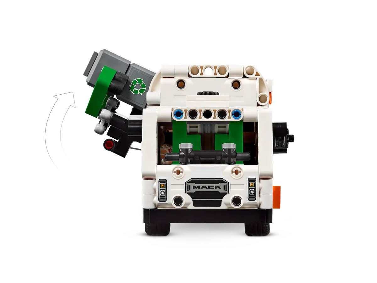 Mack® LR Electric Garbage Truck - Image 6