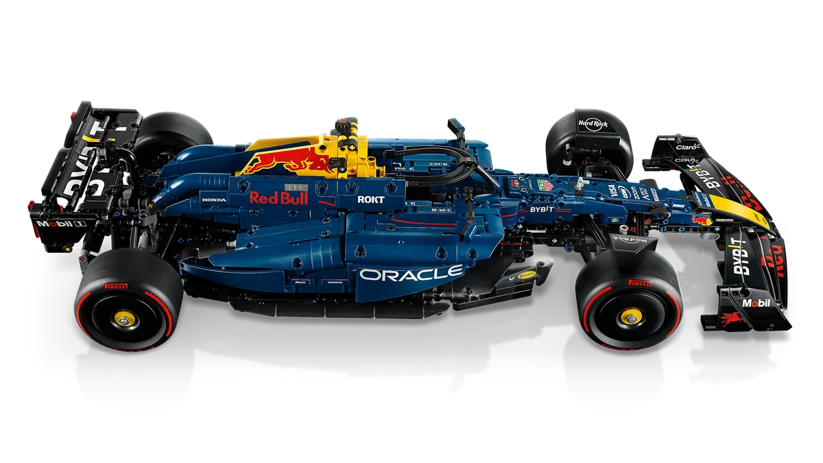 Oracle Red Bull Racing RB20 F1 Car - Image 9