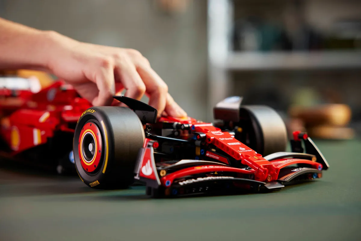 Ferrari SF-24 F1 Car - Image 3