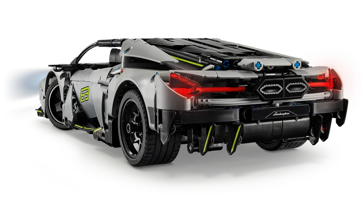 Lamborghini Revuelto Super Sports Car - Image 5