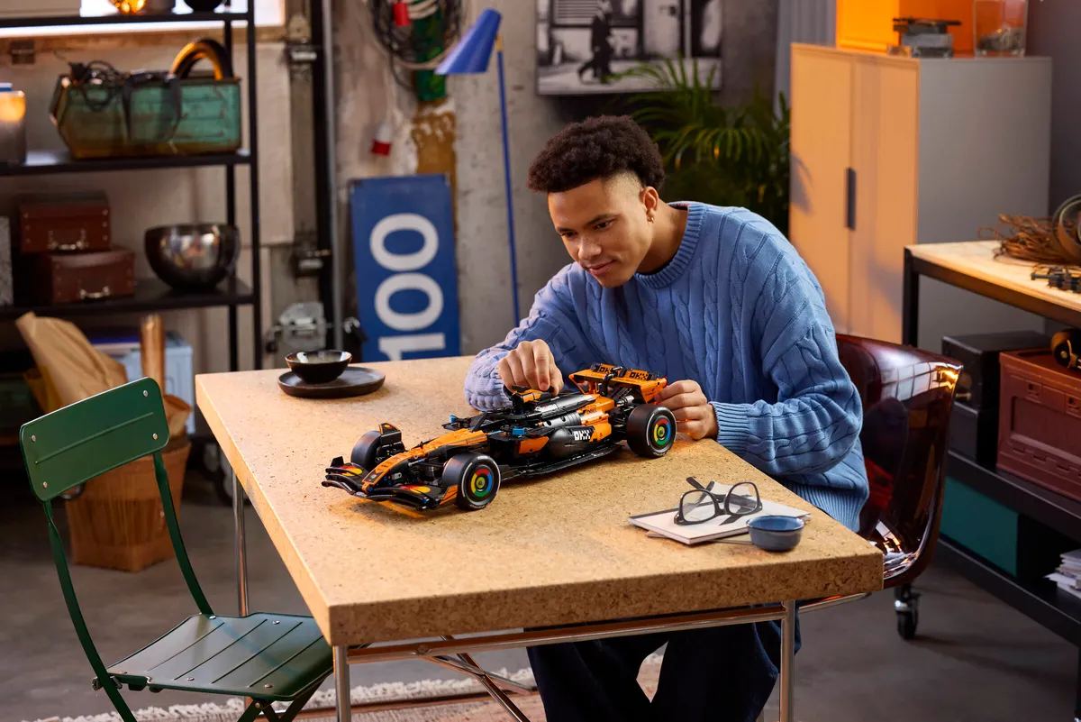 McLaren MCL39 F1® Car - Image 18