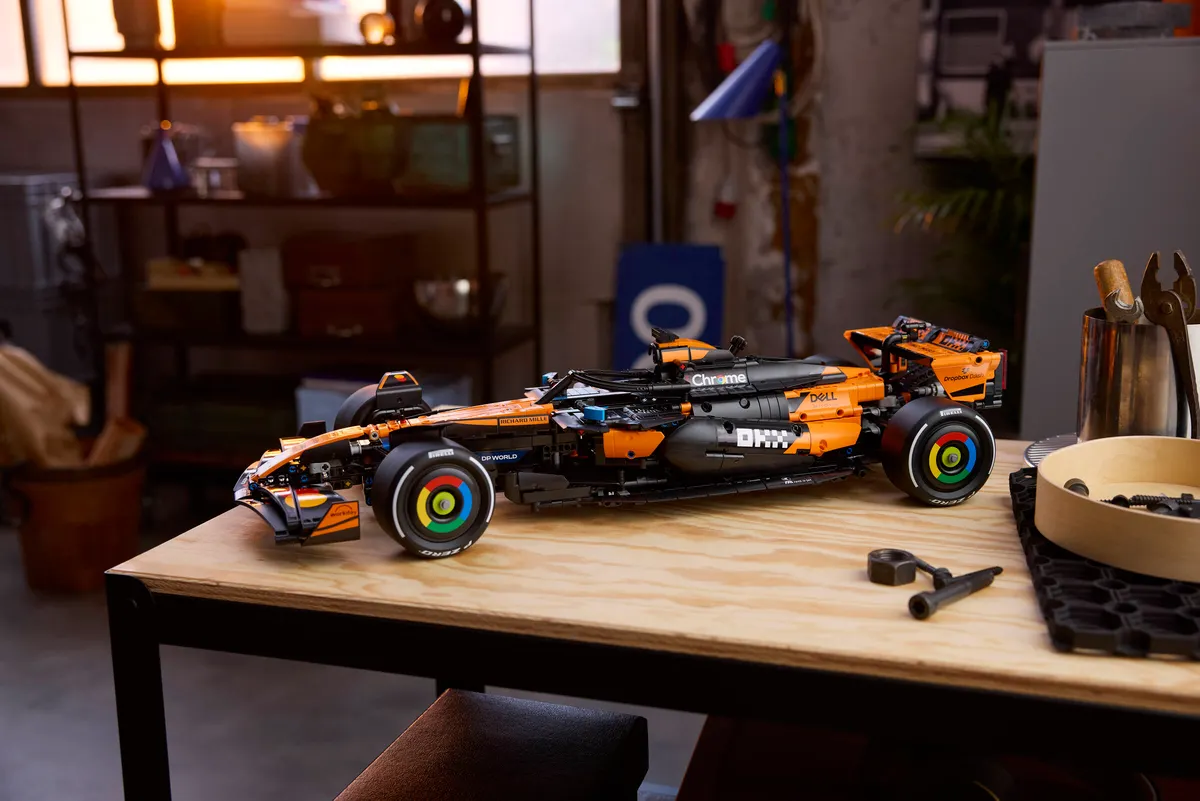 McLaren MCL39 F1® Car - Image 19