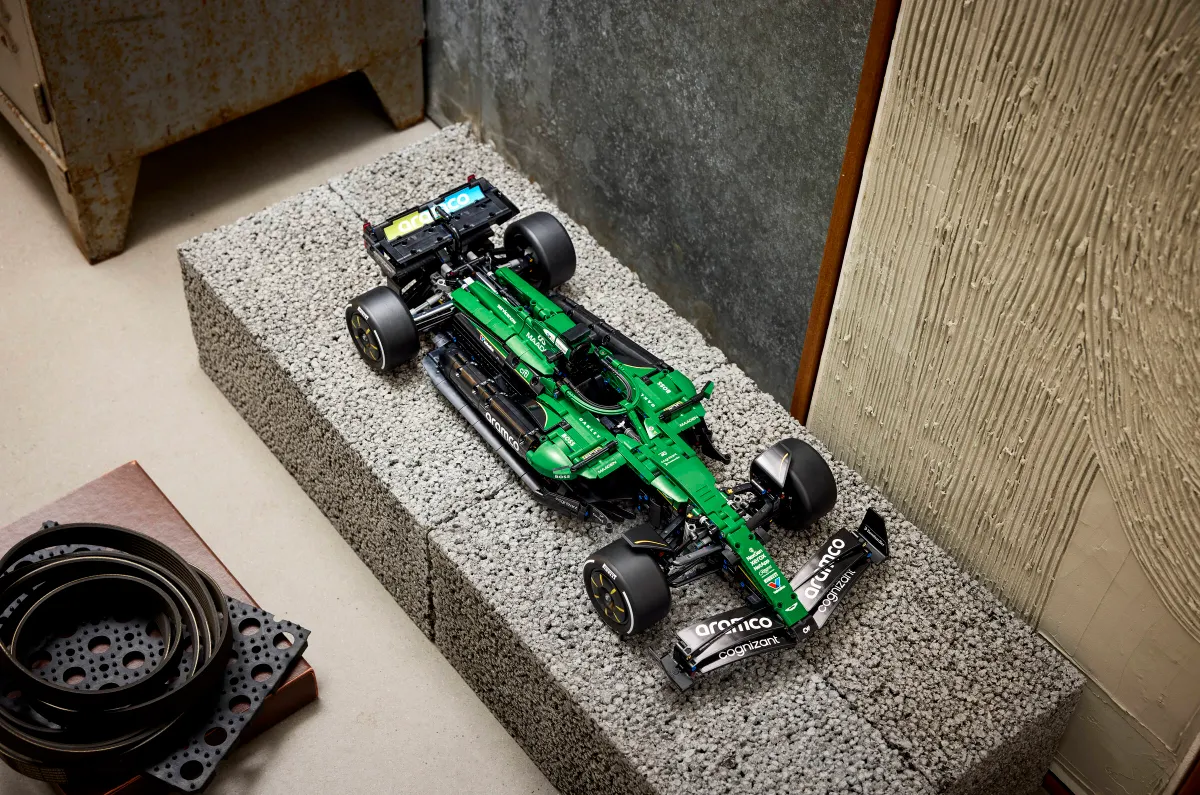 Aston Martin Aramco AMR25 F1® Car - Image 22