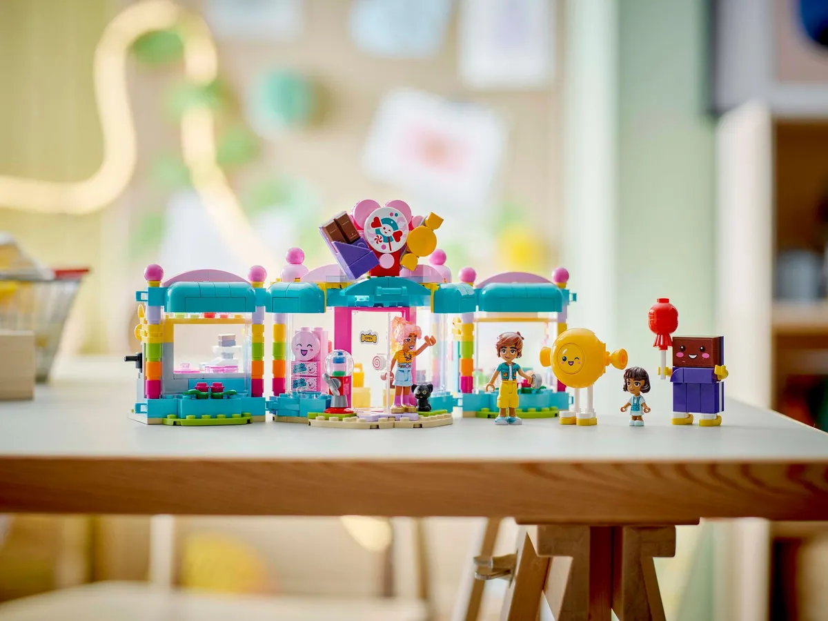 Heartlake City Sweet Shop - Image 5